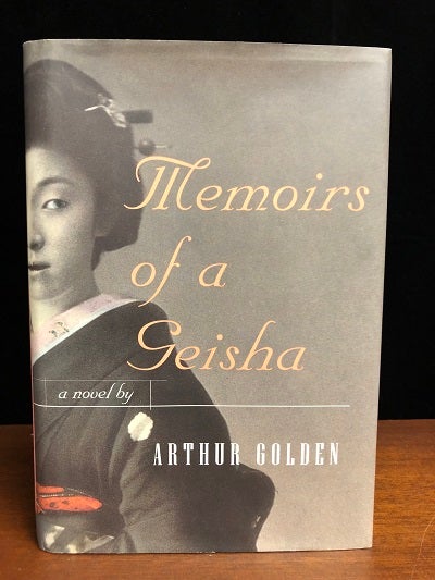 Item #9093 Memoirs of a Geisha. Arthur Golden.